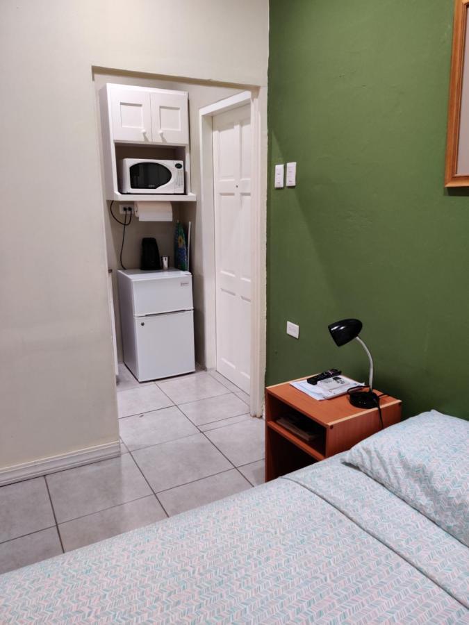 Bed and Breakfast Woodbrook On The Avenue Puerto de España  Exterior foto