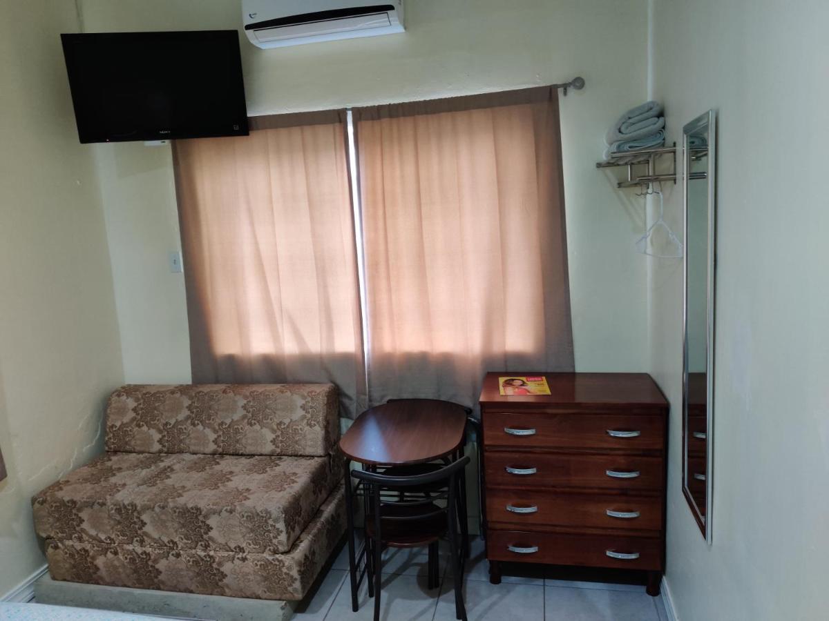 Bed and Breakfast Woodbrook On The Avenue Puerto de España  Exterior foto